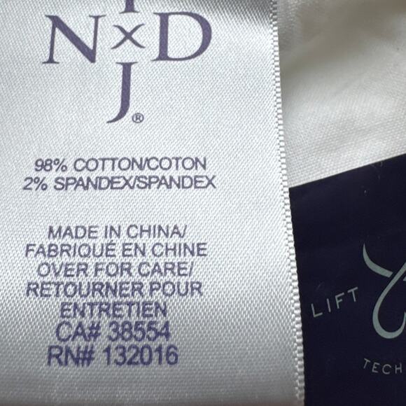 NYDJ White Denim Jeans Lift Tuck Technology Straight Cut Mid Rise Size 14 NWT - Picture 8 of 9